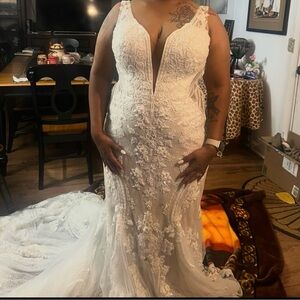 Martina Liana Lace Wedding Dress in Cream